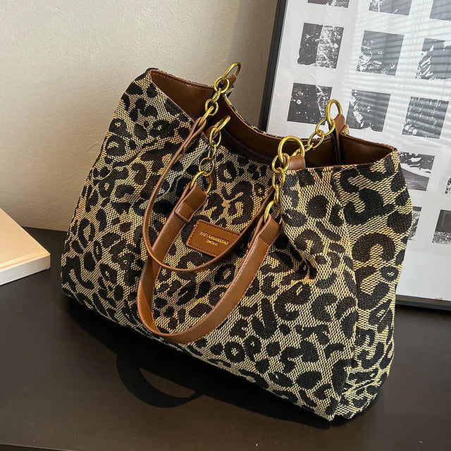 RORY | LEOPARD PRINT HANDBAG