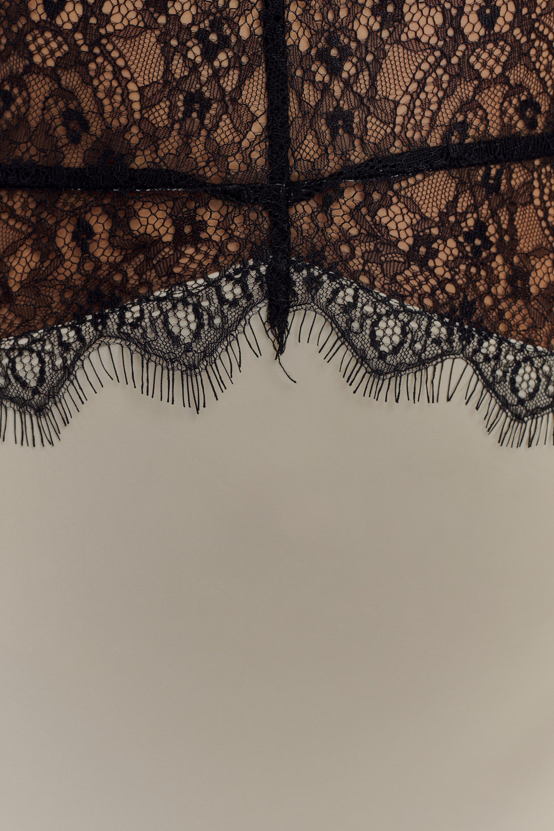 CAROLIN | ELEGANT MAXI DRESS