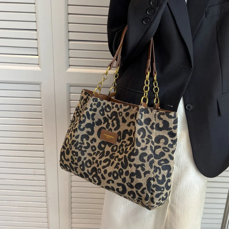 RORY | LEOPARD PRINT HANDBAG