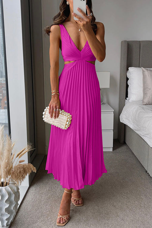 CARLA | ELEGANT PLEATED DRESS