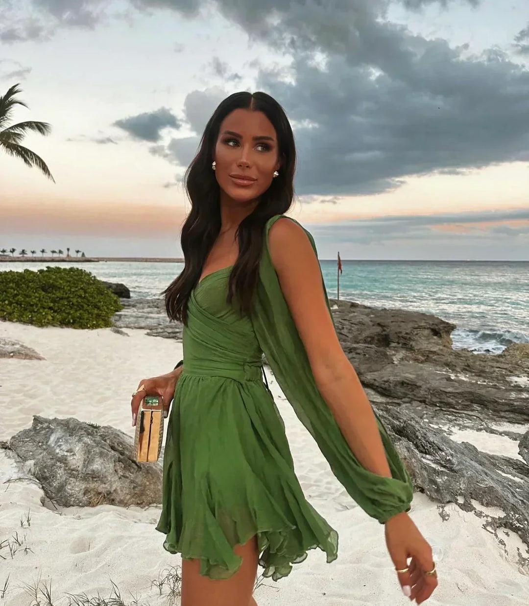 LAYLA | PLAYFUL MINI DRESS WITH BALLOON SLEEVES