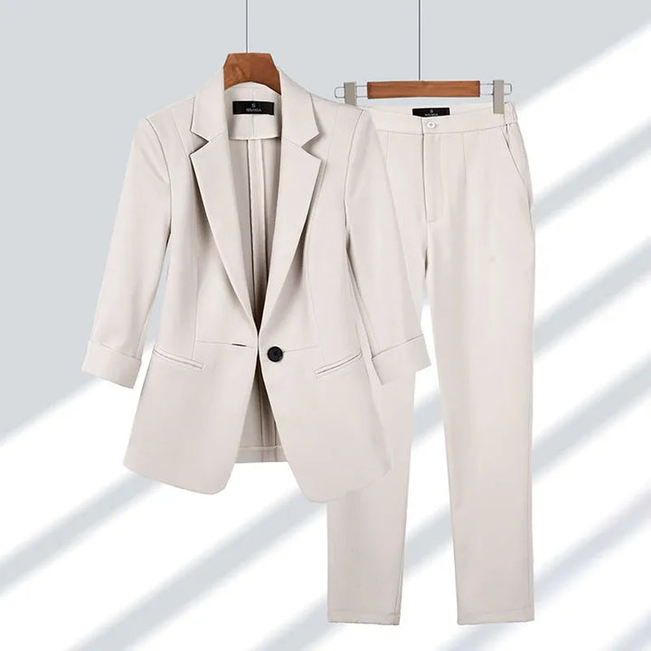 JAYA | WOMEN’S MATCHING SUIT JACKET & PANTS