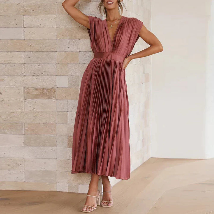 CELLA | ELEGANT PLEATED DRESS