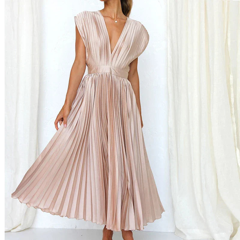 CELLA | ELEGANT PLEATED DRESS