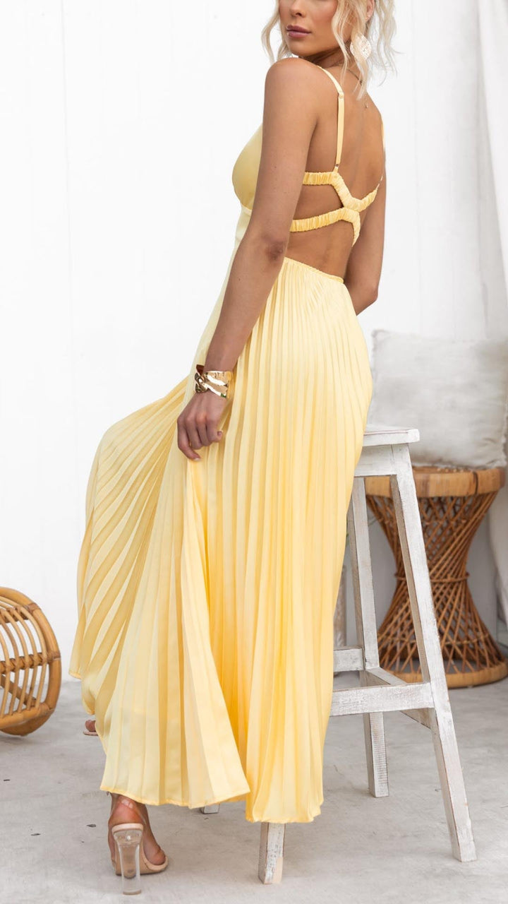 DARA | ELEGANT PLEATED V-NECK MAXI DRESS