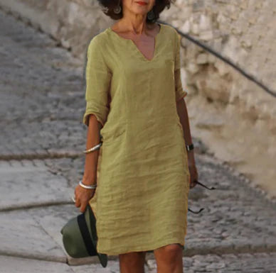 DARYA | ELEGANT DRESS WITH V-NECK