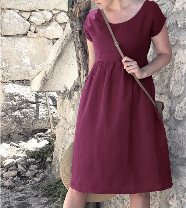 BESS | STYLISH DRESS WITH SHORT SLEEVES