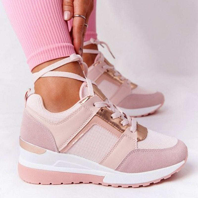 SORELIA | DESIGNED FOR ALL-DAY COMFORT